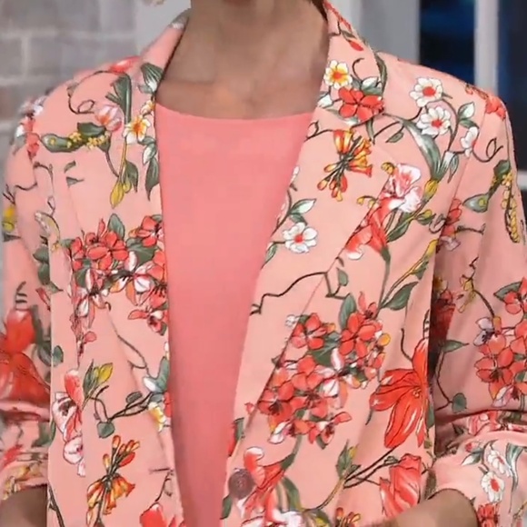 Susan Graver Printed Blazer with Ruched Sleeves Peach Floral SZ 12 - Picture 16 of 16